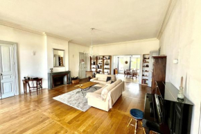 Historic F6 residence with Wifi and terrace